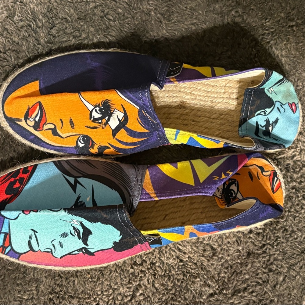 String Republic Pop-Art Espadrilles! ⚡️